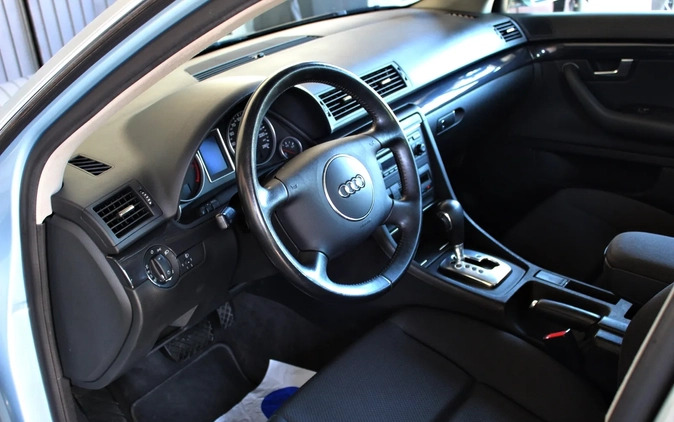 Audi A4 cena 12900 przebieg: 151427, rok produkcji 2003 z Jedwabne małe 121